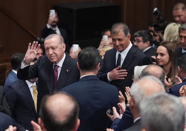 O Zaman İzmir Gelsin! İzmir Ak Parti'ye Geçti
